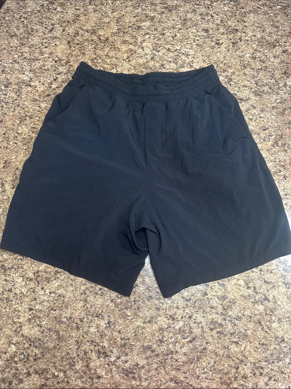 Men's Black Lululemon Performance Elastic-Waist Shorts Small